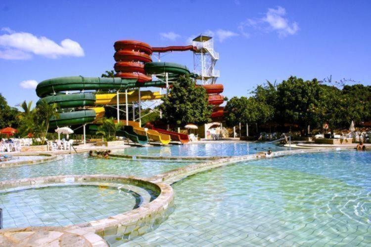 Piazza Diroma - Com Acesso Acqua Park Cn-Go Aparthotel Caldas Novas Exterior foto
